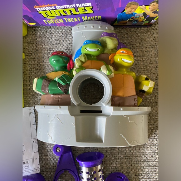 Nickelodeon Teenage Mutant Ninja Turtles Frozen Treat Maker Model #1450 - Picture 4 of 13